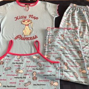 Girl’s Pajama Set Size L (14/16)